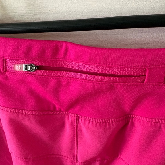 Reebok Women's Vibrant Pink Athletic Shorts - Picture 7 of 7